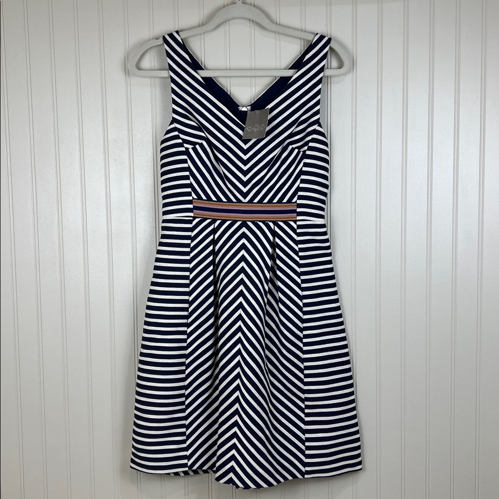 NWT Anthropologie Maeve Mitered Striped Navy White Texture V-Neck Dress Size 2